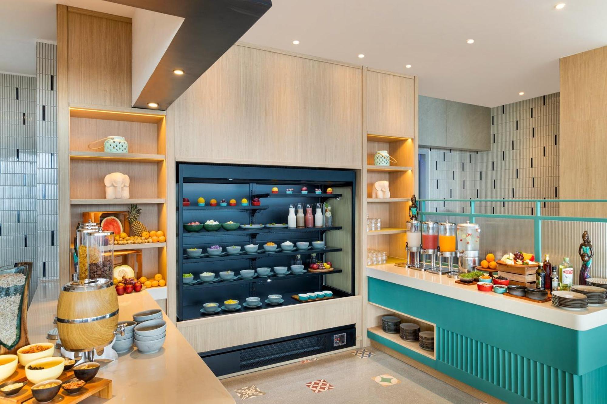 Holiday Inn Lampung Bukit Randu By Ihg Бандар-Лампунг Экстерьер фото