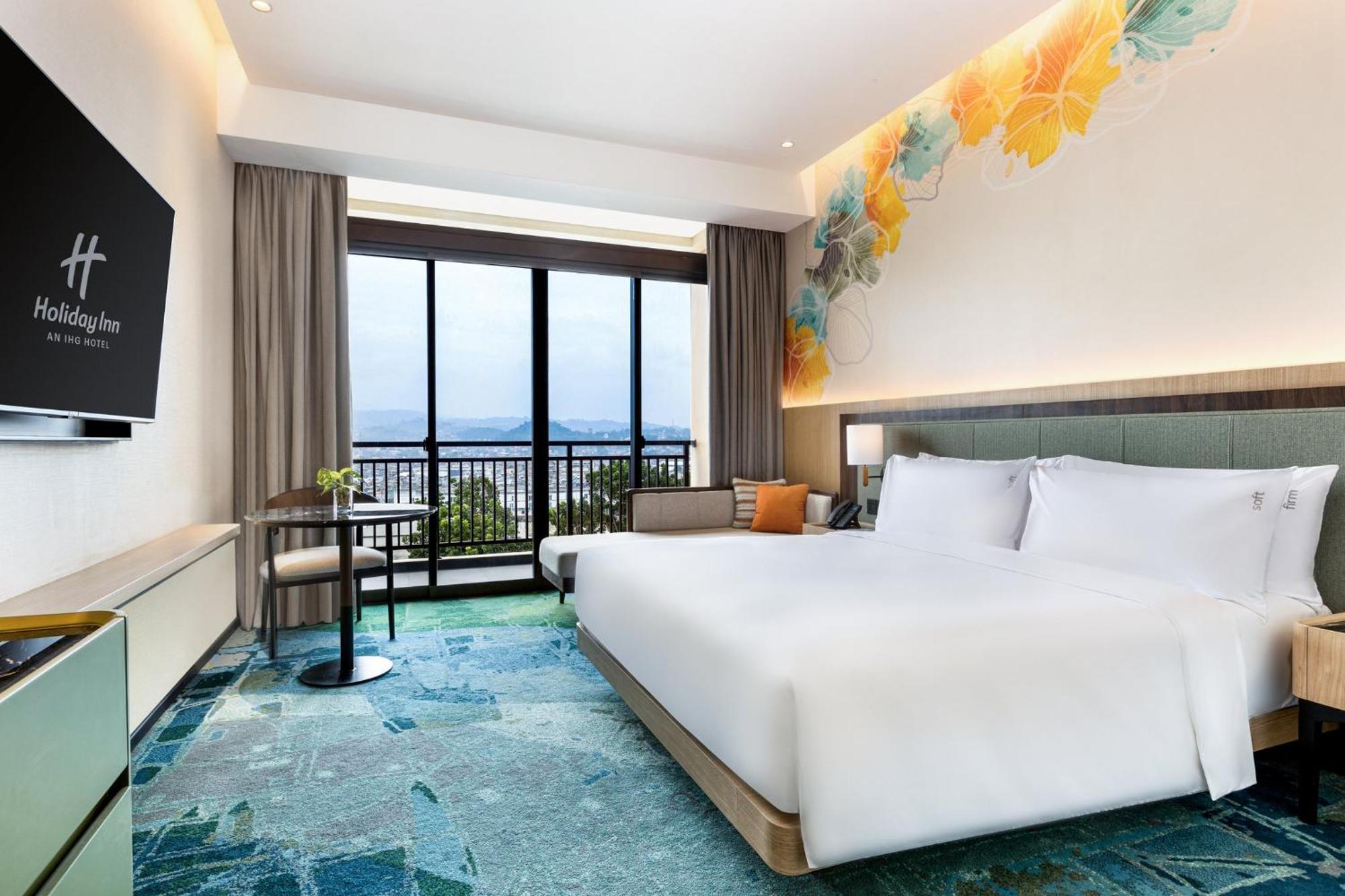 Holiday Inn Lampung Bukit Randu By Ihg Бандар-Лампунг Экстерьер фото